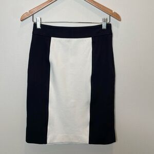 White House Black Market Two Tone Pencil Skirt Size 2